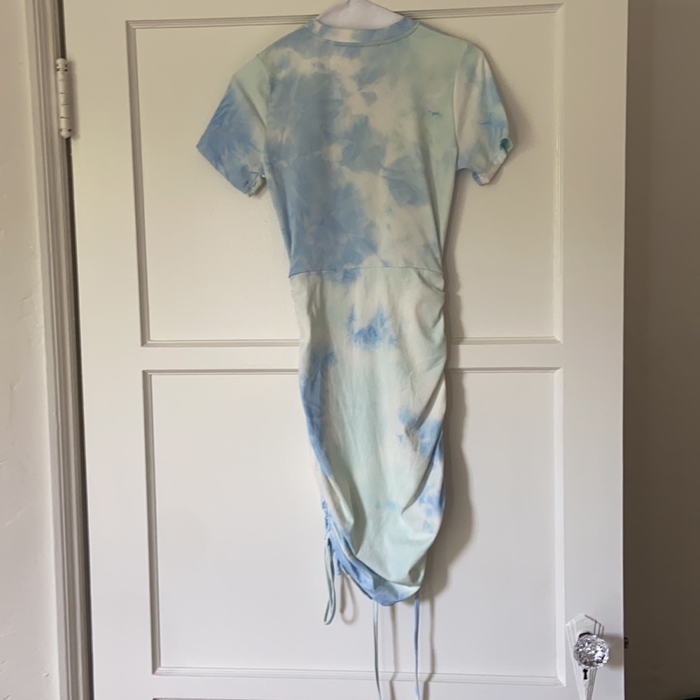 SAINT GENIES dress with ruched skirt in tie-dye - Picture 8 of 9